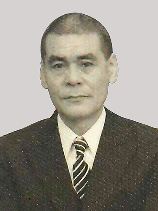 創業者 吉岡栄太郎